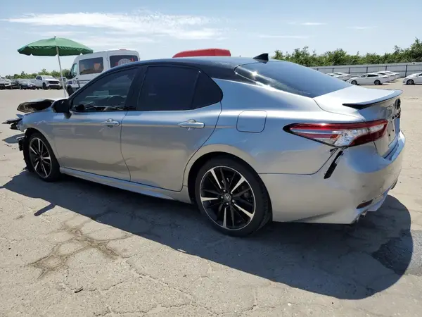 4T1B61HK1KU230835 2019 TOYOTA CAMRY - Image 2