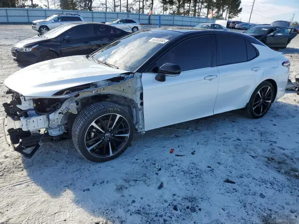 4T1B61HK1KU264726 2019 TOYOTA CAMRY - Image 1