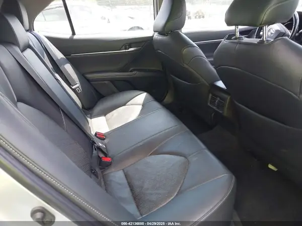 4T1B61HK1KU292185 2019 TOYOTA CAMRY - Image 8