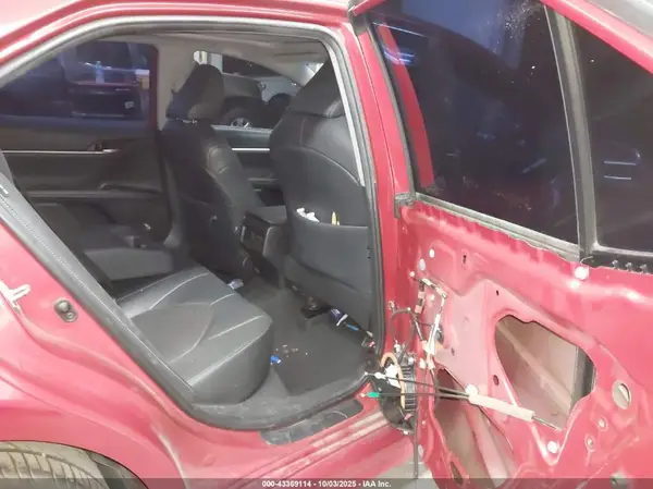 4T1B61HK1KU292364 2019 TOYOTA CAMRY - Image 8