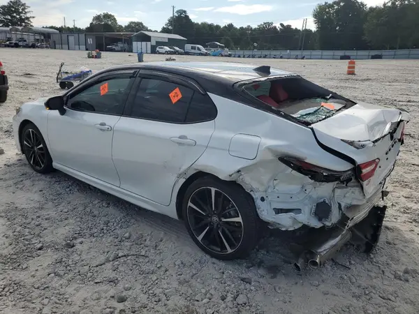 4T1B61HK1KU293398 2019 TOYOTA CAMRY - Image 2