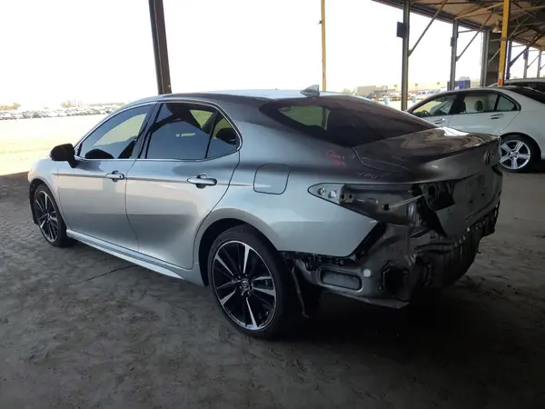 4T1B61HK1KU732177 2019 TOYOTA CAMRY - Image 2