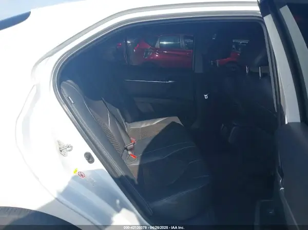 4T1B61HK1KU752087 2019 TOYOTA CAMRY - Image 8