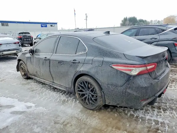 4T1B61HK1KU772839 2019 TOYOTA CAMRY - Image 2