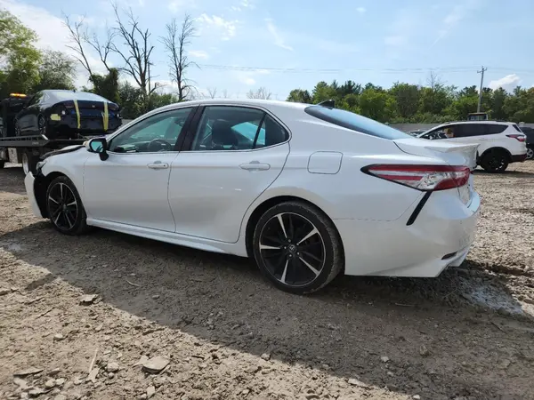 4T1B61HK1KU784263 2019 TOYOTA CAMRY - Image 2
