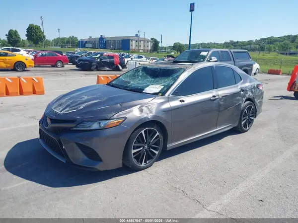 4T1B61HK1KU811638 2019 TOYOTA CAMRY - Image 2