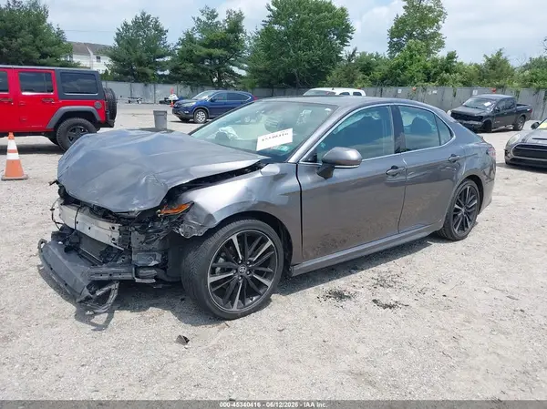 4T1B61HK1KU822039 2019 TOYOTA CAMRY - Image 2