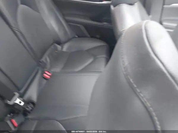4T1B61HK1KU840475 2019 TOYOTA CAMRY - Image 8