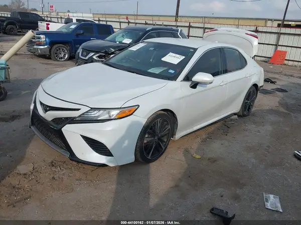 4T1B61HK1KU855154 2019 TOYOTA CAMRY - Image 2