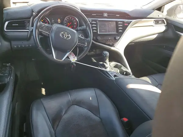 4T1B61HK2JU009758 2018 TOYOTA CAMRY - Image 8