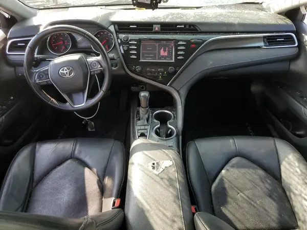 4T1B61HK2JU013065 2018 TOYOTA CAMRY - Image 8