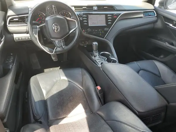 4T1B61HK2JU030657 2018 TOYOTA CAMRY - Image 8