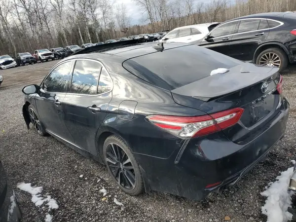 4T1B61HK2JU032229 2018 TOYOTA CAMRY - Image 2