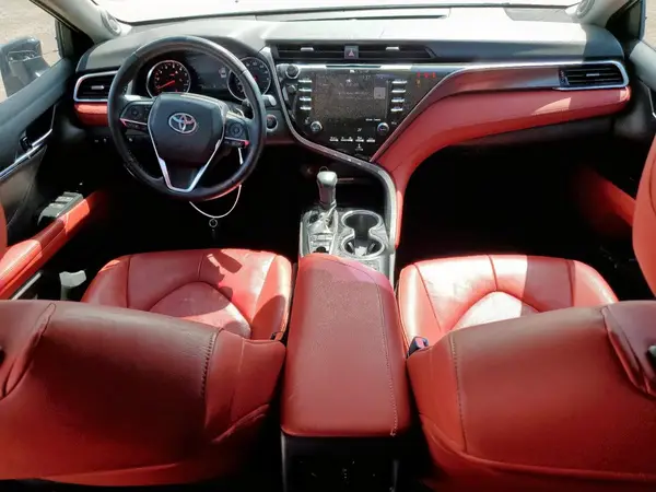 4T1B61HK2JU039097 2018 TOYOTA CAMRY - Image 8