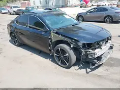 4T1B61HK2JU043022 2018 TOYOTA CAMRY