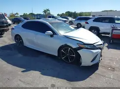 4T1B61HK2JU048558 2018 TOYOTA CAMRY
