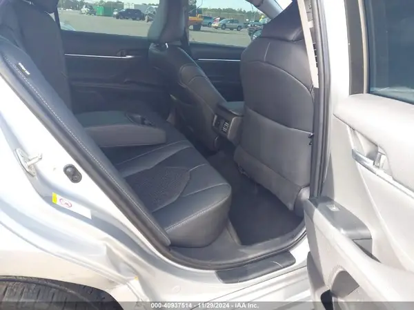 4T1B61HK2JU059995 2018 TOYOTA CAMRY - Image 8