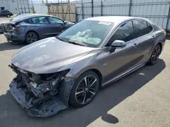 4T1B61HK2JU061276 2018 TOYOTA CAMRY