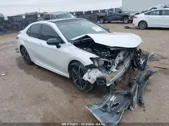 4T1B61HK2JU083813 2018 TOYOTA CAMRY