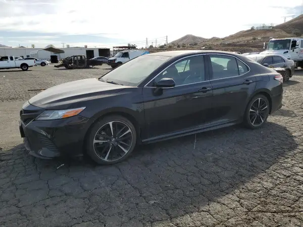 4T1B61HK2JU094567 2018 TOYOTA CAMRY - Image 1