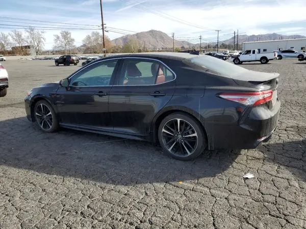 4T1B61HK2JU094567 2018 TOYOTA CAMRY - Image 2