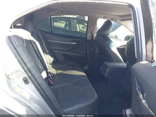 4T1B61HK2JU099851 2018 TOYOTA CAMRY - Image 8