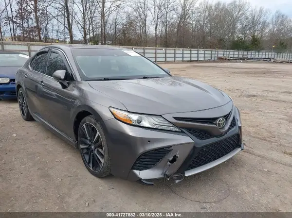 4T1B61HK2JU107916 2018 TOYOTA CAMRY - Image 1