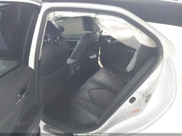 4T1B61HK2JU118043 2018 TOYOTA CAMRY - Image 8
