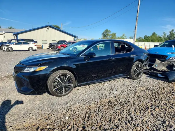 4T1B61HK2JU118348 2018 TOYOTA CAMRY - Image 1
