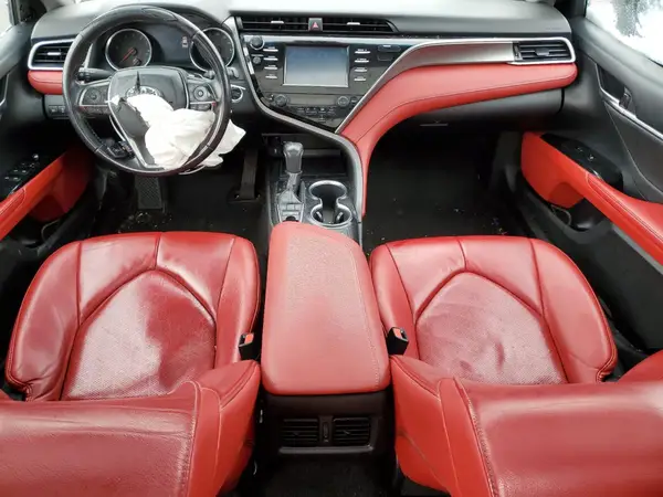 4T1B61HK2JU126501 2018 TOYOTA CAMRY - Image 8