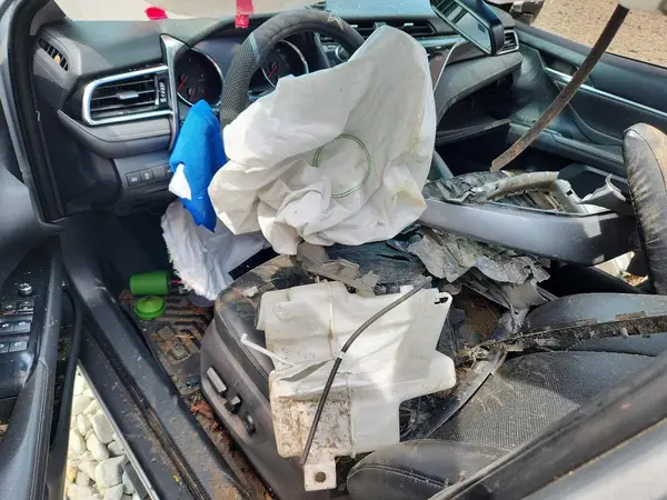 4T1B61HK2JU131035 2018 TOYOTA CAMRY - Image 8