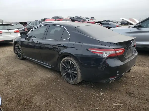 4T1B61HK2JU149969 2018 TOYOTA CAMRY - Image 2