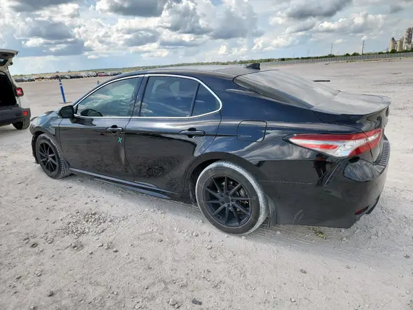 4T1B61HK2JU153343 2018 TOYOTA CAMRY - Image 2