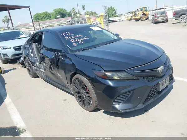 4T1B61HK2JU512965 2018 TOYOTA CAMRY - Image 1