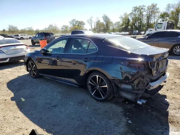 4T1B61HK2JU514182 2018 TOYOTA CAMRY - Image 2