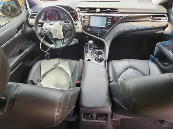 4T1B61HK2JU528230 2018 TOYOTA CAMRY - Image 8