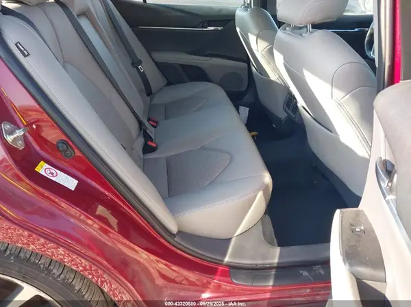 4T1B61HK2JU536988 2018 TOYOTA CAMRY - Image 8
