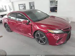 4T1B61HK2JU560711 2018 TOYOTA CAMRY
