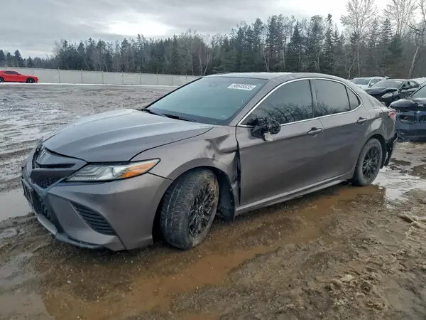 4T1B61HK2JU571496 2018 TOYOTA CAMRY - Image 1