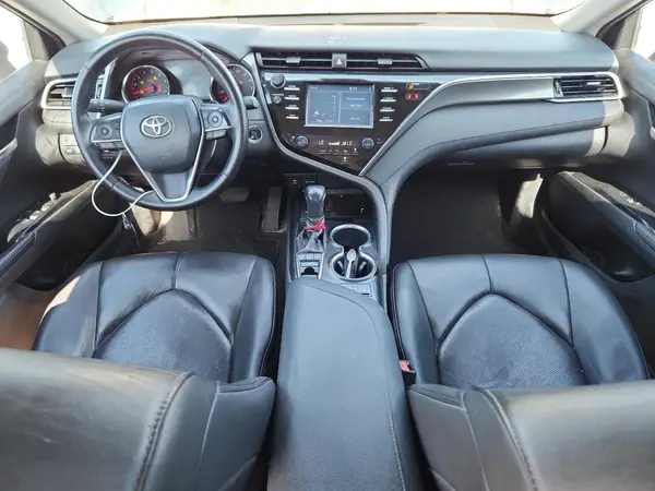 4T1B61HK2JU588282 2018 TOYOTA CAMRY - Image 8