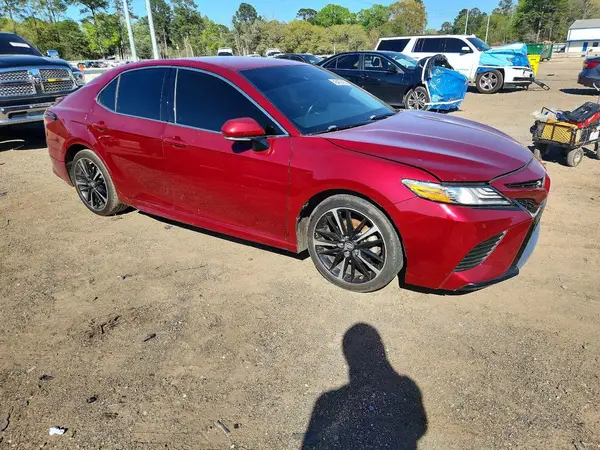 4T1B61HK2JU597600 2018 TOYOTA CAMRY - Image 1