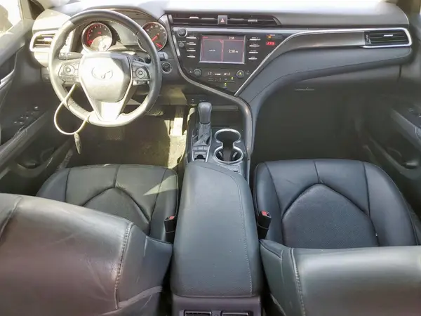 4T1B61HK2JU657536 2018 TOYOTA CAMRY - Image 8