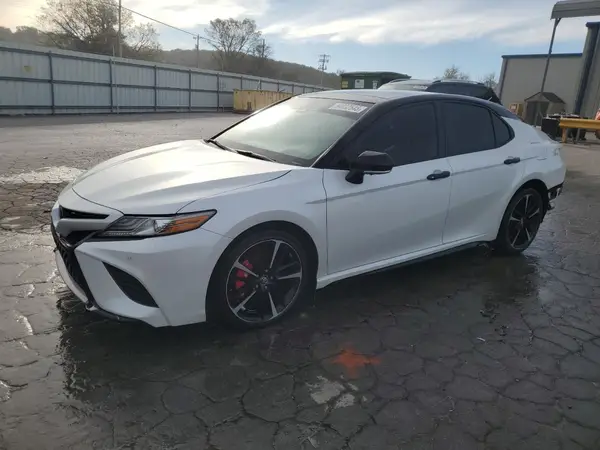4T1B61HK2KU167700 2019 TOYOTA CAMRY - Image 1