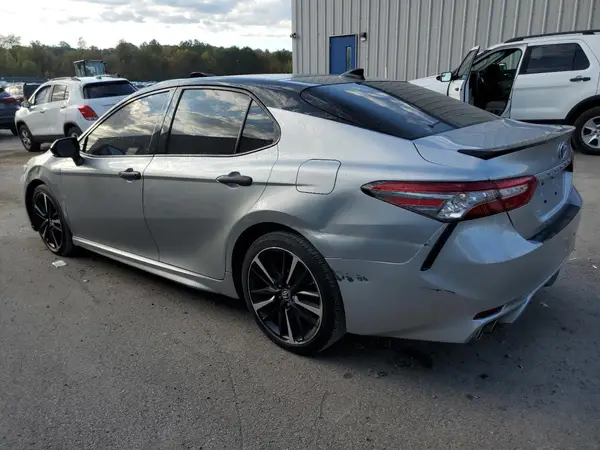 4T1B61HK2KU172119 2019 TOYOTA CAMRY - Image 2