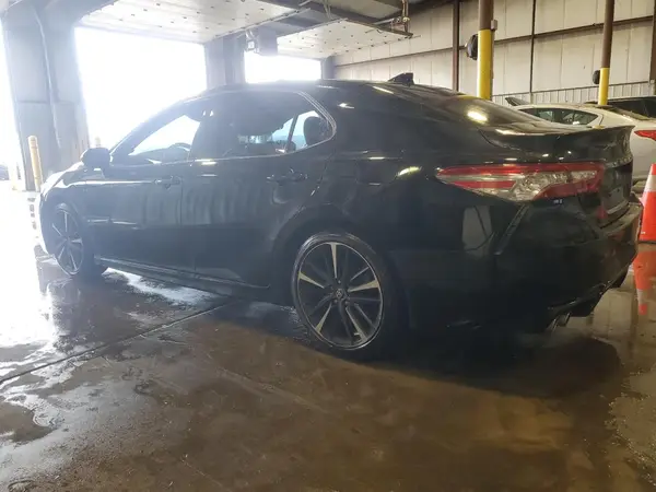 4T1B61HK2KU177627 2019 TOYOTA CAMRY - Image 2