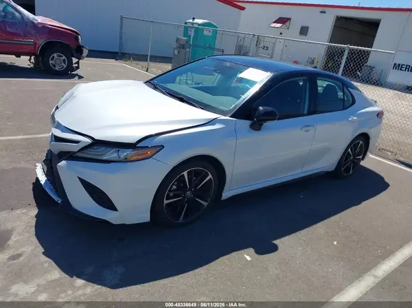 4T1B61HK2KU181905 2019 TOYOTA CAMRY - Image 2