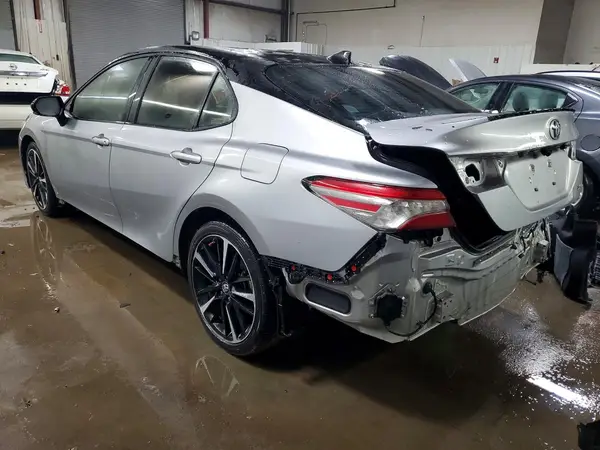 4T1B61HK2KU205748 2019 TOYOTA CAMRY - Image 2