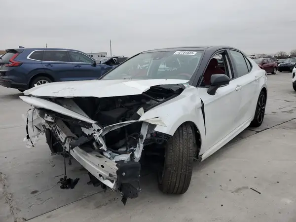 4T1B61HK2KU269286 2019 TOYOTA CAMRY - Image 1