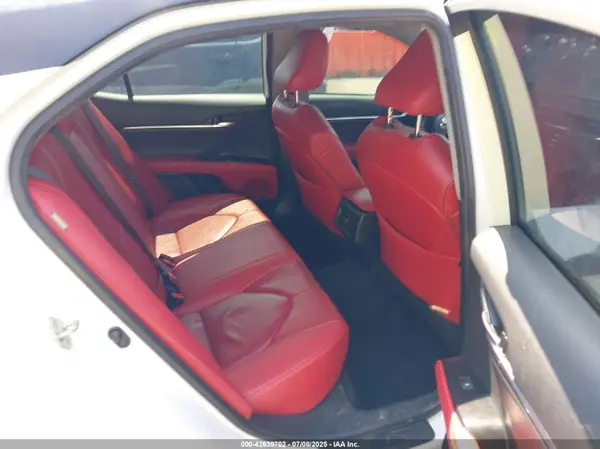 4T1B61HK2KU272611 2019 TOYOTA CAMRY - Image 8