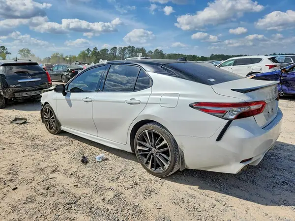 4T1B61HK2KU272916 2019 TOYOTA CAMRY - Image 2